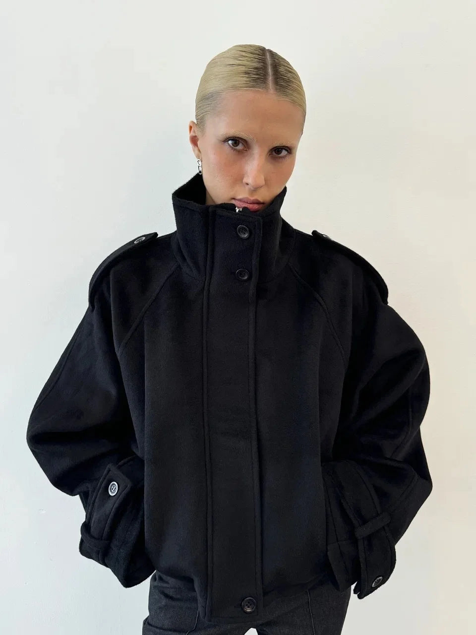 Elegant Woolen Single Breasted Jacket Women Loose Full Sleeve Big Pockets Lapel Outwear Lady 2026 Summer Autumn Coats Female