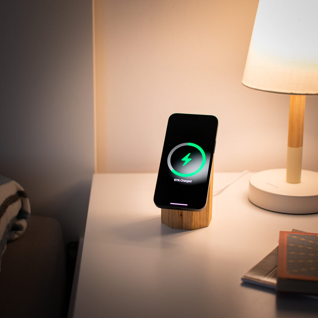 Wooden MagSafe Wireless Charger for iPhone, Android. Fast Qi2 25W
